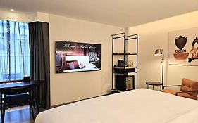 Public House Bangkok, A Member Of Design Hotels